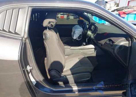 2017 Dodge Challenger R/T from USA, damaged, VIN 2C3CDZBT4HH513941